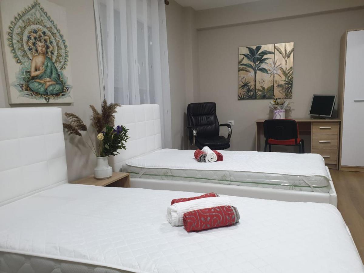 Lovely Apartment On Tirana City Center Tiranë Luaran gambar